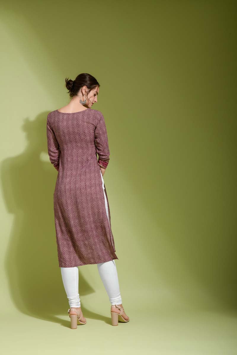 Neethya Pink rayon straight kurta